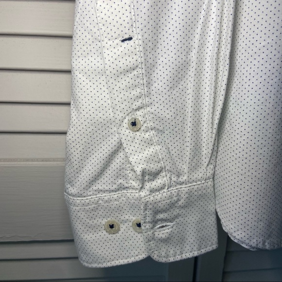 NWT White Patterned Button-down Sz XL - Picture 7 of 8